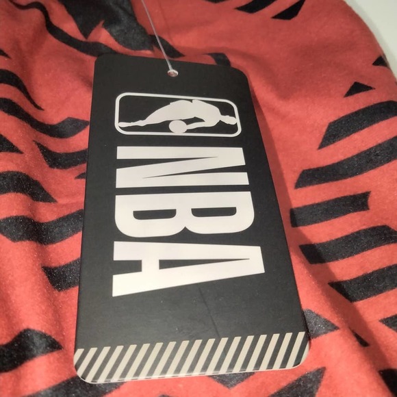 NBA Basketball Pants Lounge Mens Medium Fleece Red Black Elastic Waist NWT - Picture 3 of 6